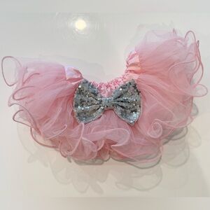 Pink fluffy tutu skirt with Silver sequin bow 12ish months